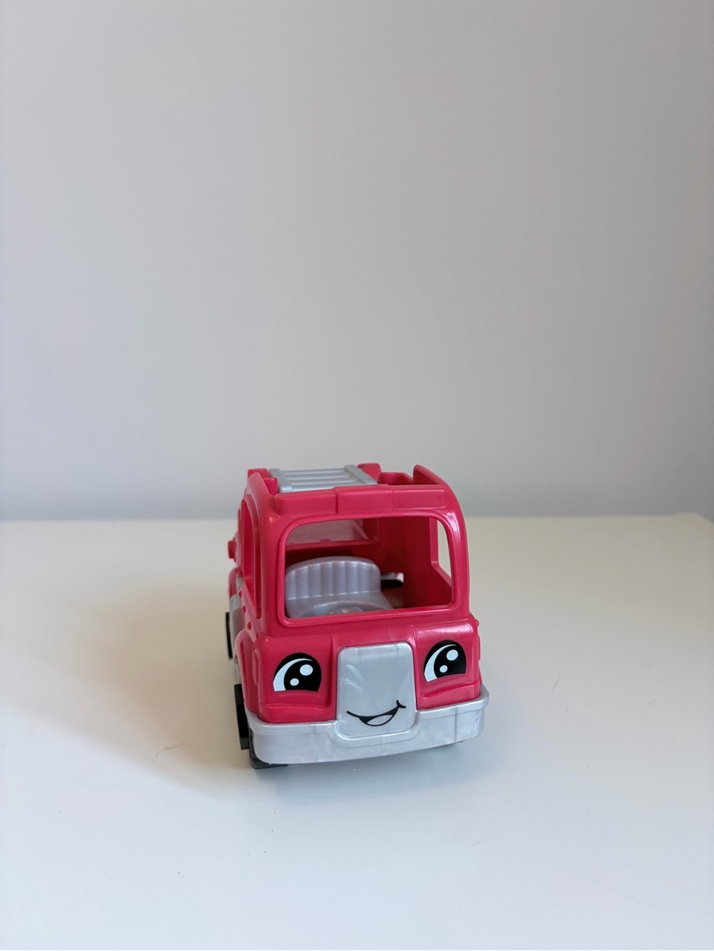 (3/$10) Fisher Price Little People Firetruck ONLY